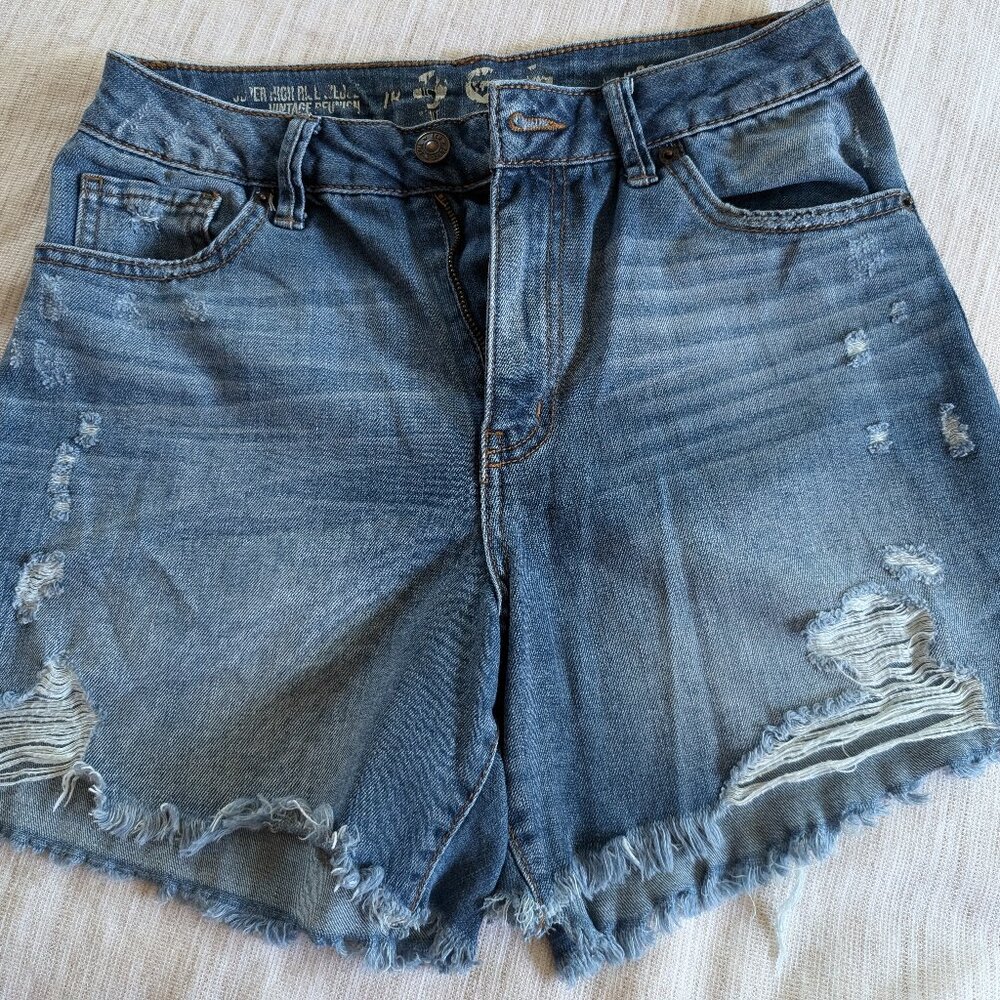 Peace Love Eco By REWASH Juniors 7R/28 Distressed Denim Cut off Shorts